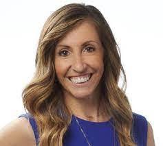 Eva Pinter's Instagram, Twitter & Facebook