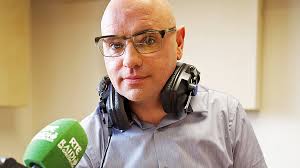 Cas Ceirnín Dé Sathairn 22 Iúil 2023