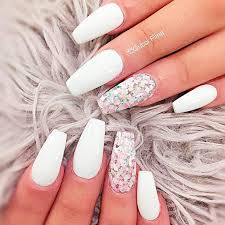 There are so many different colors and in this article, we are going to show you some amazing and beautiful black and white nail designs. Stunning White Nail Designs Naildesignsjournal Com Ballerina Gel Nails Coffin Nails Designs White Acrylic Nails