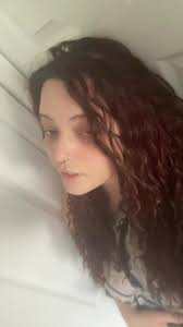 Amanda Kay Delmar (@amandakaydelmar)