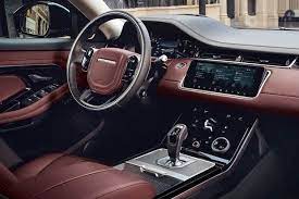 Metal and leather is used in much of the interior to give it an upmarket feel and all models have a. Land Rover Revela O Novo Evoque Range Rover Evoque New Range Rover Evoque Range Rover