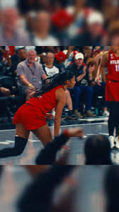 Angel Reese proves she's the queen of the boards