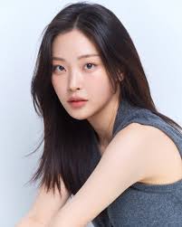 Actress Choi Hee-jin