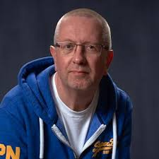 Phil Melia (meliaphoto@)