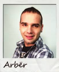 AUSTRIAKET, TRI NOTA PROTESTE NDAJ BEÇAJT