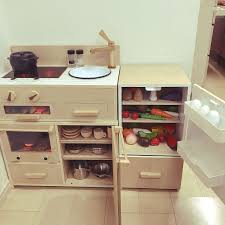 リビング ウッディプッティ 廃材diy おままごと 冷蔵庫 おままごとキッチン などのインテリア実例 2018 02 04 08 19 01 roomclip ルームクリップ おままごとキッチン おままごと用キッチン おもちゃのキッチン