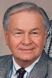 Fred Powell, behind-the-scenes stalwart, dies at 86