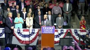 Résultat de recherche d'images pour "trump farage"