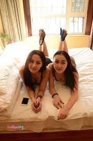 甜美公主于子涵双人激情暖昧青涩裸体艺术私房写真364P - 秀人网XiuRen.org