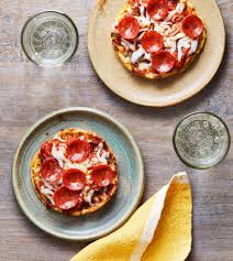 This is the perfect recipe for a quick healthy weekend lunch. Easy Keto Pizza Chaffles Ketogenic Woman
