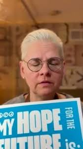 Third Thursday is coming up! Tour the galleries or attend a workshop with  artist Rhonda Babb @thehopesymbol!