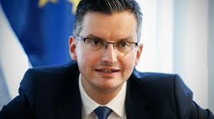 NLB v finale privatizacije z dvigom plač upravi