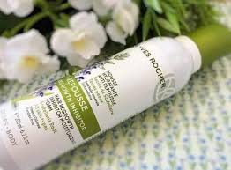 Mousse Idratante Anti Ricrescita Perche Si Chiama Cosi Perche E Una Delicatissima Spuma Perche E Profumatissima Alla Mousse Depilazione Idratante
