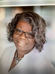 Edna Cosby's Instagram, Twitter & Facebook