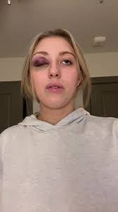 Grace Barker's Instagram, Twitter & Facebook