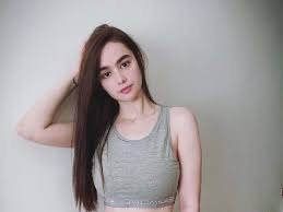 We would like to show you a description here but the site won't allow us. Kim Domingo Shows Off Sexier Waistline Other Celebrities React Gma Entertainment