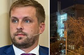 Patrí mu prvenstvo: Guvernér Colorada uzavrel manželstvo so svojím parterom 