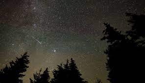 Como assistir a chuva de meteoros perseidas no brasil. Fvjrq4j1wwjwjm