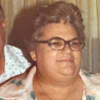 Elaine Rife's Instagram, Twitter & Facebook