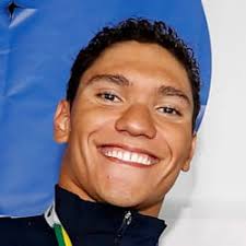 Guilherme Caribé lidera ranking mundial e Stephanie Balduccini bate recorde  no Maria Lenk 2025