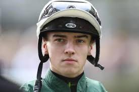 Leon Wolff ist Jockey: Abschlussprüfung bestanden