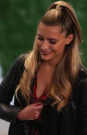 Sophia thomalla zeigt sich ungeschminkt. Durch Die Jahre Mit Sophia Thomalla In 2021 Sophia Thomalla Ungeschminkt Thomalla Frisur Party