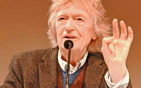 231 Schüler freuen sich in Dillingen über ihr Abitur