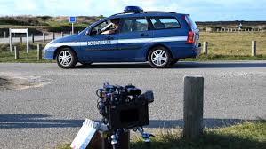 As lola hunts down her mother's killer, she finds herself on a journey towards the origin of a dark family secret. Tournage De La Serie Jugee Coupable Bretagne Cinema Bretagne Cinema