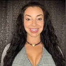 Alla Kazak's Instagram, Twitter & Facebook