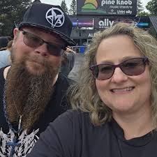 Matt from Three Days Grace will be in studio with Fitz today at 5 and  choosing the music for todays Maximum Rock. Catch up with Matt before  tonight's show