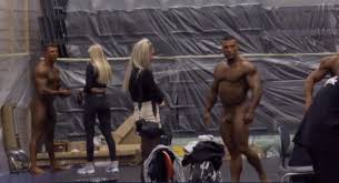 Bodybuilders tanning backstage - ThisVid.com