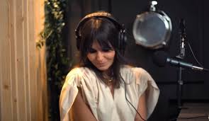 Dana budeanu explică de ce oferă ultimul interviu televizat: Dana Budeanu Cu Ochii In Lacrimi Ce A EmoÅ£ionat O Pe Designer