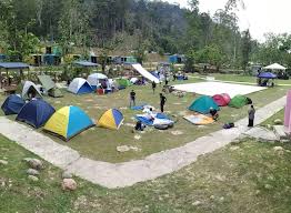 Kawasan tapak perkhemahan berkeluasan ini seluas 2.5 ekar yang terletak di sekitar sungai prah, ulu bernam selangor. Senarai Tempat Camping Campsite Mengikut Negeri Di Malaysia Lima