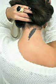 35 Splendid Back Of Neck Tattoo Designs Nek Tatoeages Nek Tattoo Tatoeages