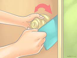 How to pick a bedroom door lock with a butter knife. How To Open A Door With A Knife 6 Steps With Pictures Wikihow