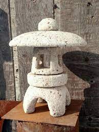 Garden Lantern 18 Tall Simple Japanese Stone Style Etsy Japanese Garden Lanterns Japanese Stone Lanterns Pagoda Lanterns