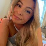 Shannon Lilley's Instagram, Twitter & Facebook