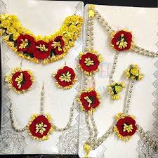 Bridal Accessories Online Shopping In 2020 Flower Jewellery Flower Jewellery For Haldi Pink Jewelry Set