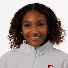 Starr Bradley's Instagram, Twitter & Facebook