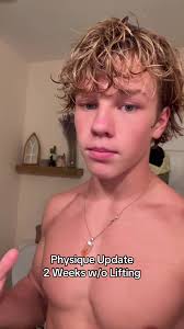 Physique Update: 2 Weeks of No Lifting