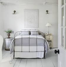 Choosing the perfect paint colour. 15 Grey Bedroom Paint Colors Decorating Ideas For Bedrooms