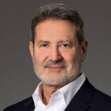 Quick Personal Update: After a 3.5-year journey at Andreessen Horowitz,  I've made the bittersweet decision to move on. Prior to joining a16z, I  co-founded my own consumer startup, and transitioning…