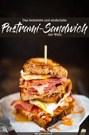 Pastrami Sandwich Mit Krautsalat Und Spiegelei Rezept Von Gernekochen De Rezept Pastrami Sandwich Lecker Krautsalat