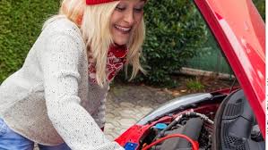 Auto Uberbrucken Starthilfe Geben So Uberbrucken Sie Eine Autobatterie Bayern 1 Radio Br De