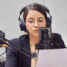 amelia. (@ameliaserranoarias) • Instagram photos and videos