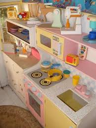 La casa con nuestra gran colección de juegos de cocina en línea. Cocinas Para Ninas Ideas Fantasticas De Cocinas Para Nuestras Hijas Cocinas De Juguete Cocina Para Ninos Y Cocina De Carton