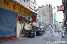 在留白的空間與時間裡，體會沉思與舒緩的延伸。 愛茶人在此找到了熱情，藝術家在此找到了伸展舞台，習茶人在此悠遊茶學天地。 茶會策劃． 茶藝分享． 焙火茶． 季節茶． Vy2e9yksszt5qm