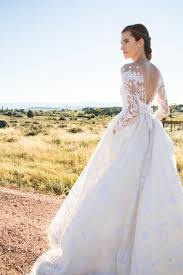 The Beautiful Allison Williams In A Custom Oscar De La Renta Bridal Gown By Peter Copping For H Wedding Dress Long Sleeve Wedding Dresses Wedding Dress Sleeves
