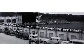 Do outro lado, o botafogo está na 12ª posição com os mesmos 13 pontos, mas vem de empate com o cruzeiro. Jogo Botafogo X Carlos Renaux Brusque Memoria A Historia Fotografica De Brusque Na Internet