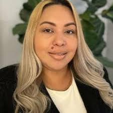 Tammy Rodrigues's Instagram, Twitter & Facebook